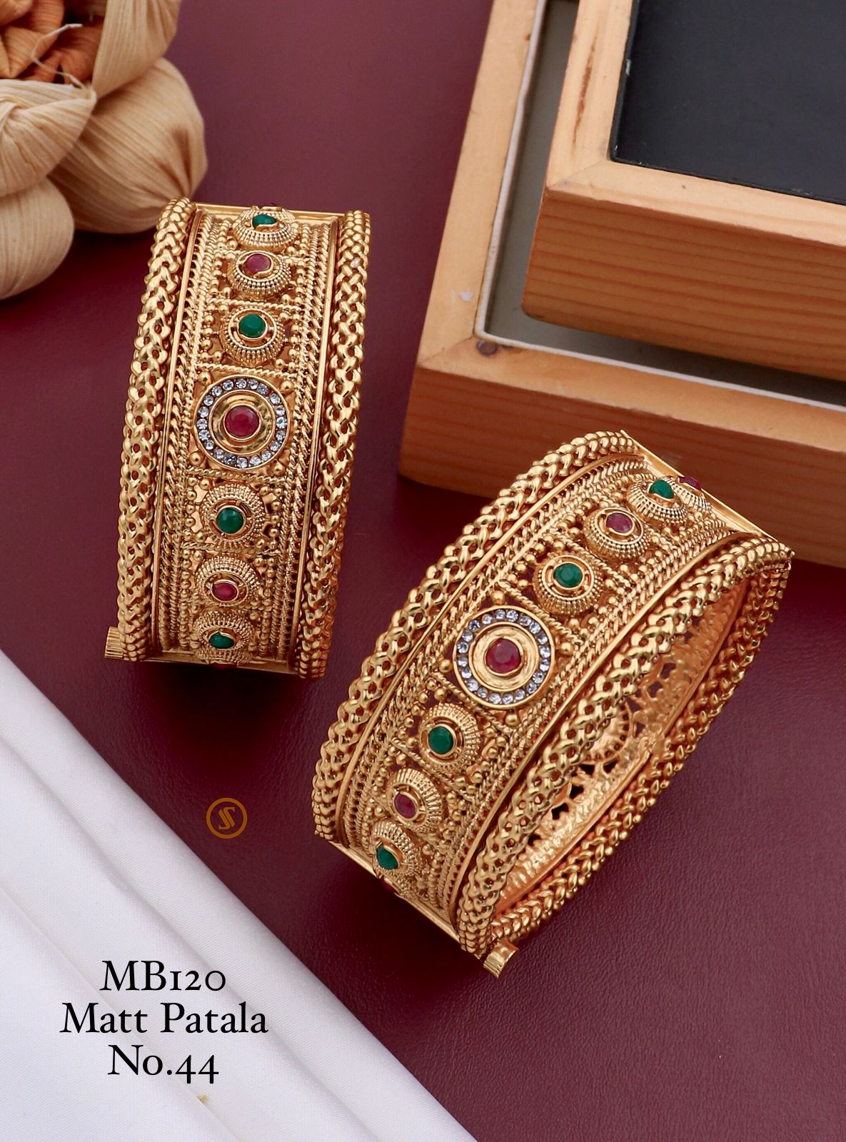 MB Designer Wedding Wear Matt Patla Type Bangles Catalog